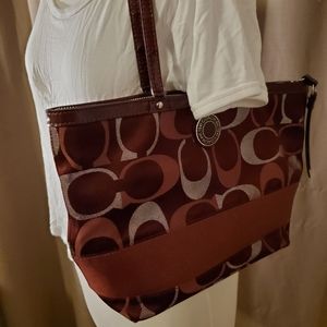 Coach red purse medium